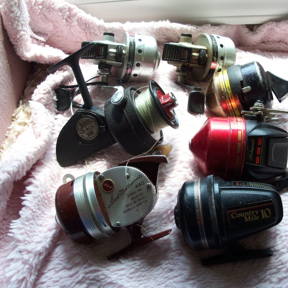 7  FISHING REELS ..Vintage